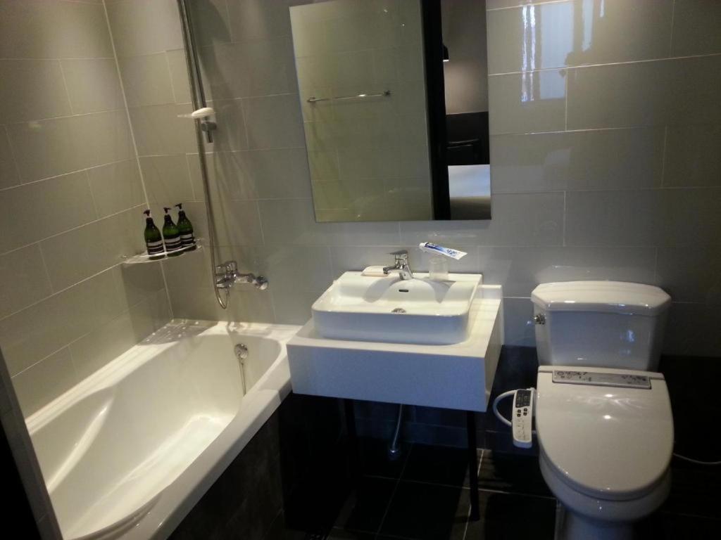 Hi Design Hotel Busan Ngoại thất bức ảnh